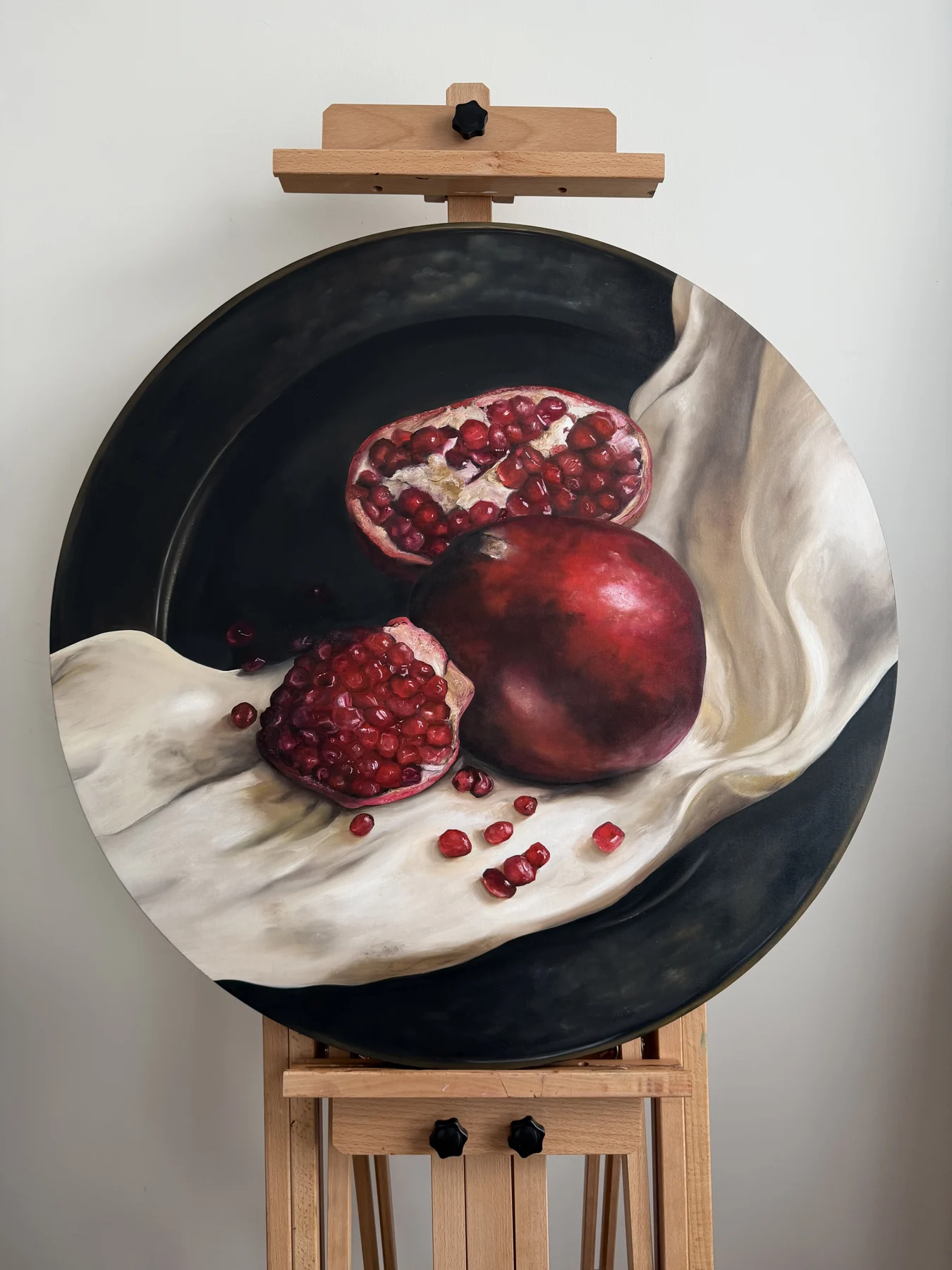 Pomegranate, Oil on canvas by Yasumin Maorasee